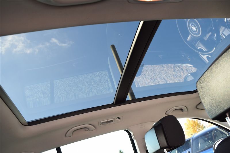 Volkswagen Tiguan 2,0 TDI 103KW NAVI TAŽNÉ ALU - fotka 46 z 47
