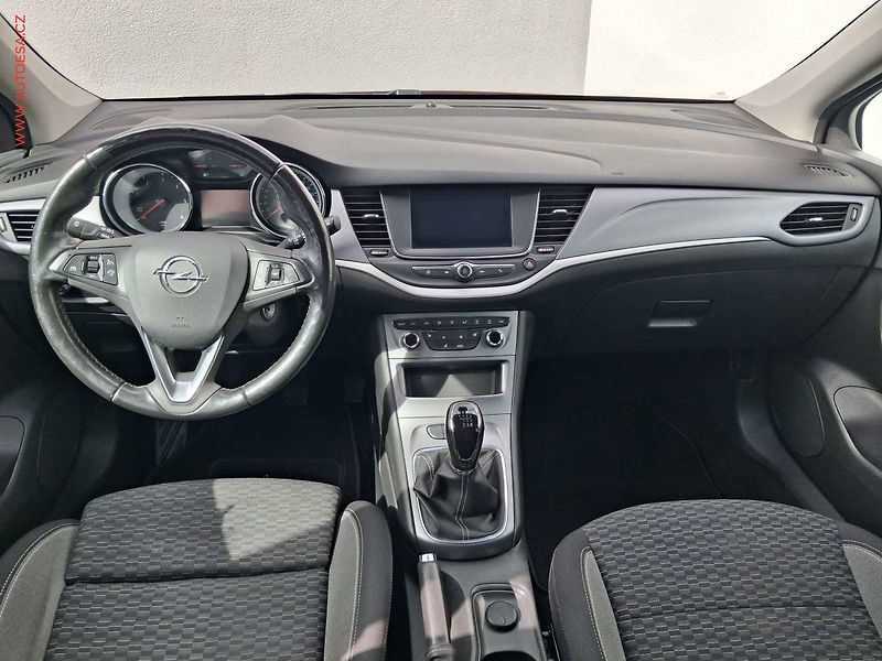 Opel Astra (2022) 1.5 CDTi, 2.maj,ČR, Edition - fotka 8 z 18