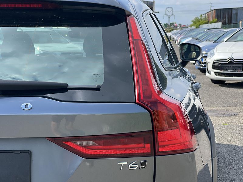 Volvo V90 T6 235kw AWD CROSS COUNTRY - fotka 52 z 52