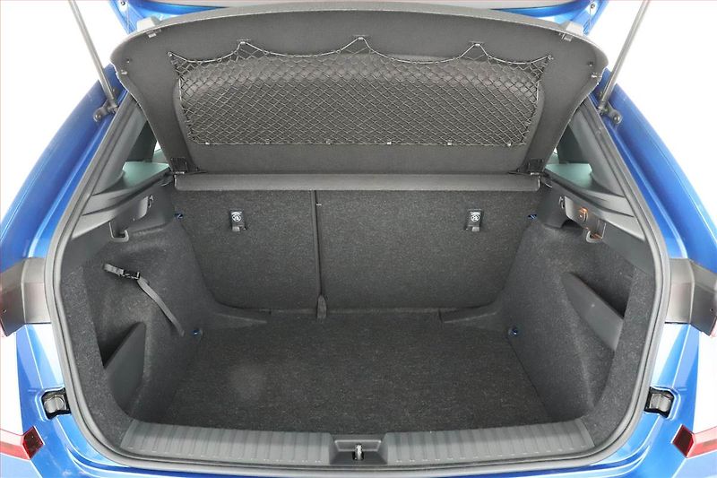 Škoda Kamiq (2025) 1.0 TSI - fotka 20 z 21