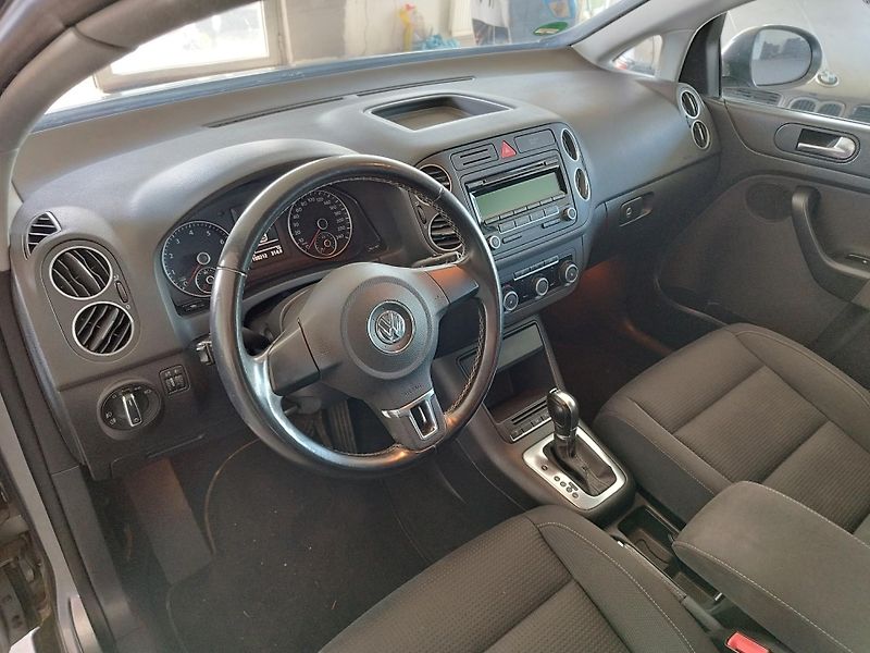 Volkswagen Golf Plus (2011) 1,2TSI,77KW,DSG,ALU,TAŽ,SER.K - fotka 21 z 42
