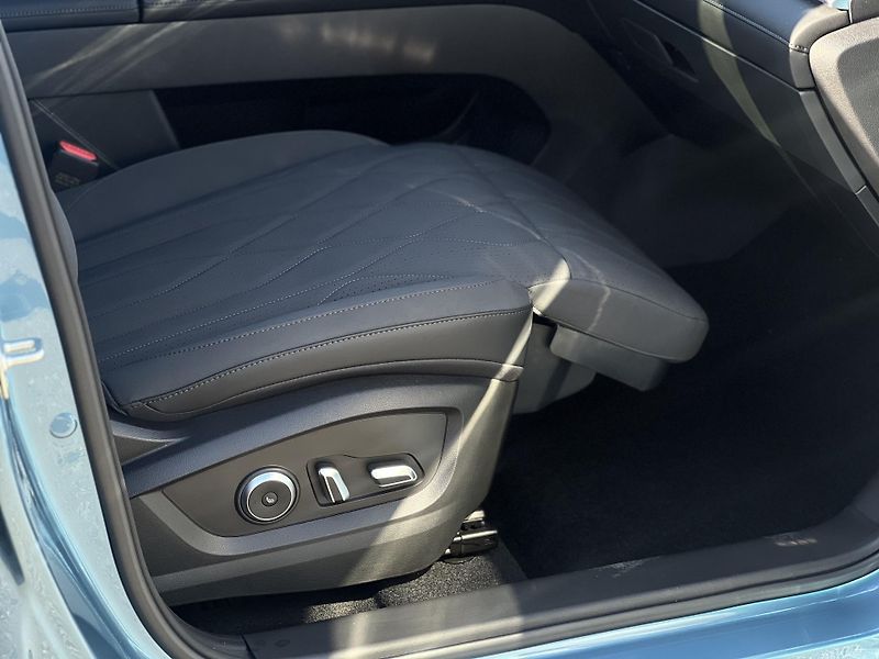 Chery Tiggo 8 PHEV (2026) 1.5 UNIQUE - fotka 24 z 34