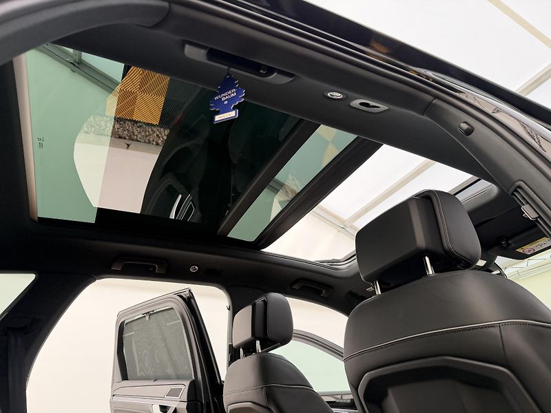 Volkswagen Touareg 3.0Tdi*210kw*1-MAJ*DPH*R-Line* - fotka 19 z 49