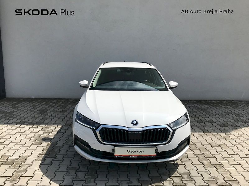 Škoda Octavia (2023) COM AMB TD 110/2.0 M6F - fotka 4 z 24