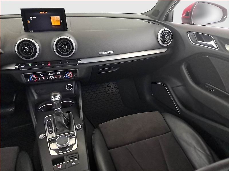 Audi A3 (2017) e-tron, Automat, Kůže, Navi - fotka 8 z 20