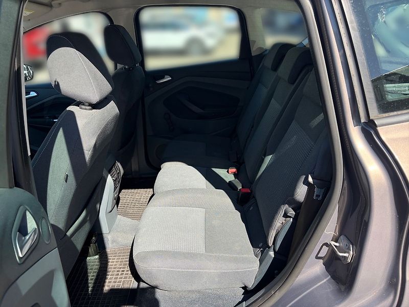 Ford C-MAX - fotka 8 z 19
