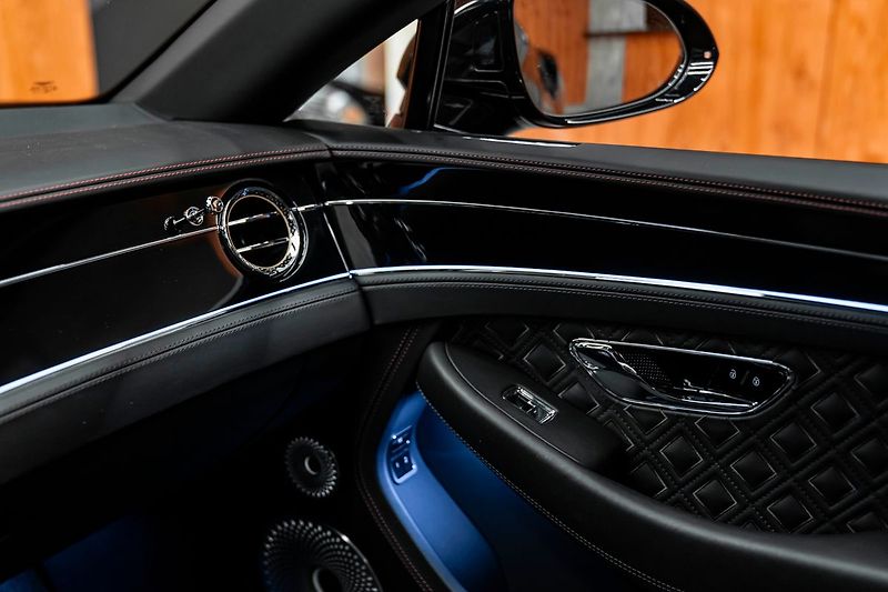 Bentley Continental GT V8 - fotka 13 z 20