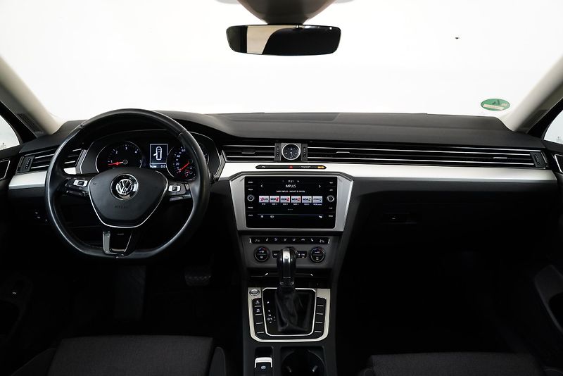 Volkswagen Passat - fotka 6 z 6