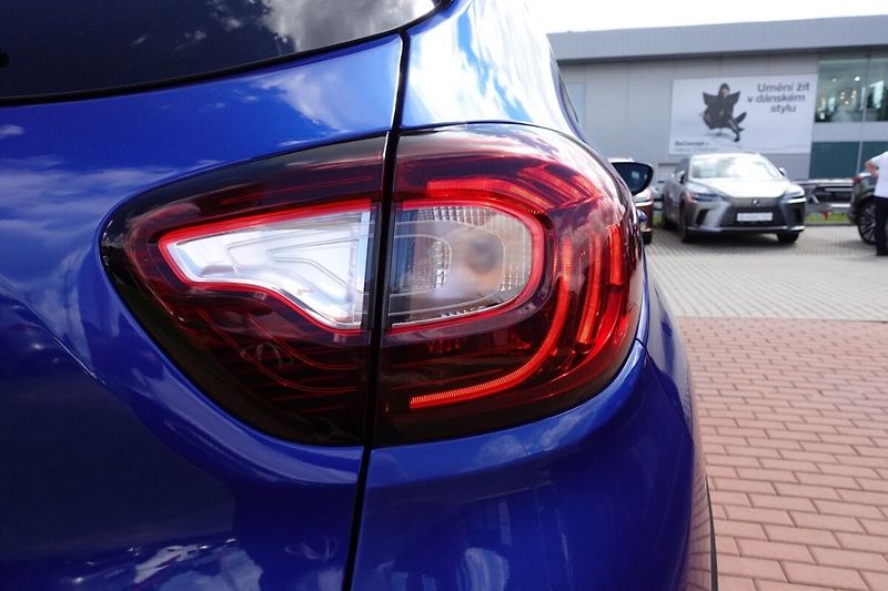 Renault Captur 1,3TCe 110kW Automat - fotka 29 z 30