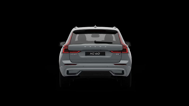 Volvo XC60 (2026) ULTRA DARK, B5 AWD, 184+10 kW - fotka 8 z 12
