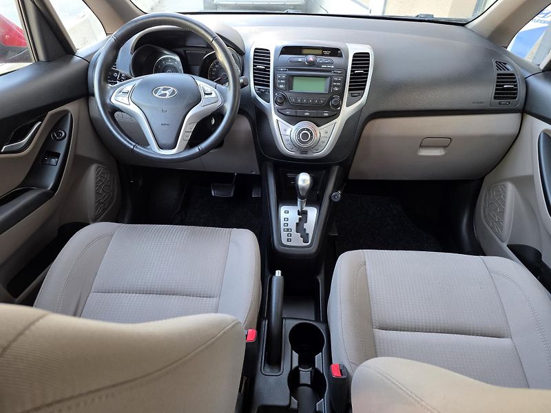 Hyundai ix20 1.6-AUTOMAT-1MAJITEL-92KW - fotka 4 z 35