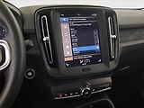 Volvo XC40 (2022) T2 - náhled 12