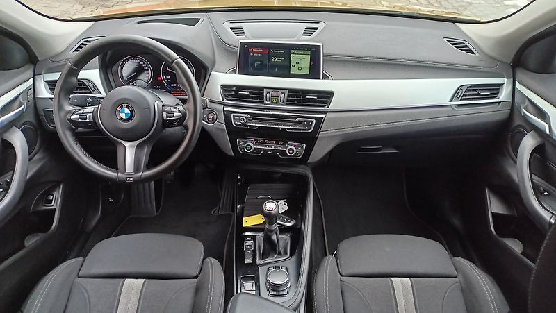 BMW X2 X drive navi výhřev tažné - fotka 10 z 37