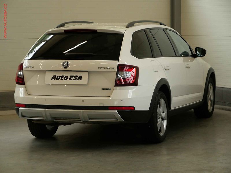 Škoda Octavia (2017) 2.0TDi 4x4, ČR, Scout, DSG - fotka 4 z 21