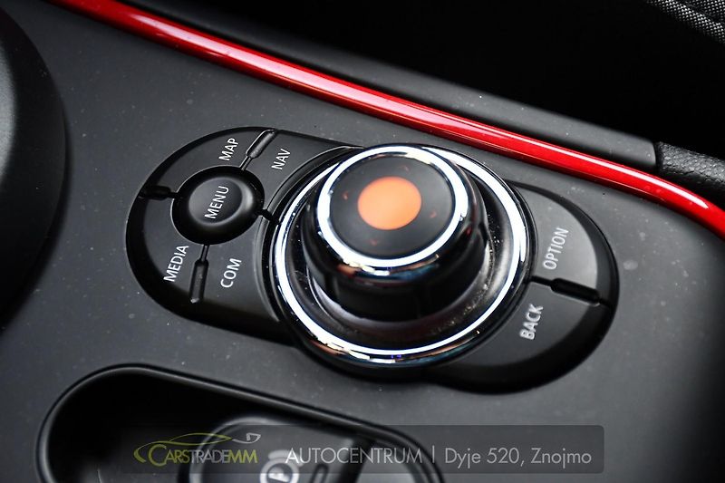 Mini Countryman JCW ALL4  300K ČR - fotka 37 z 56