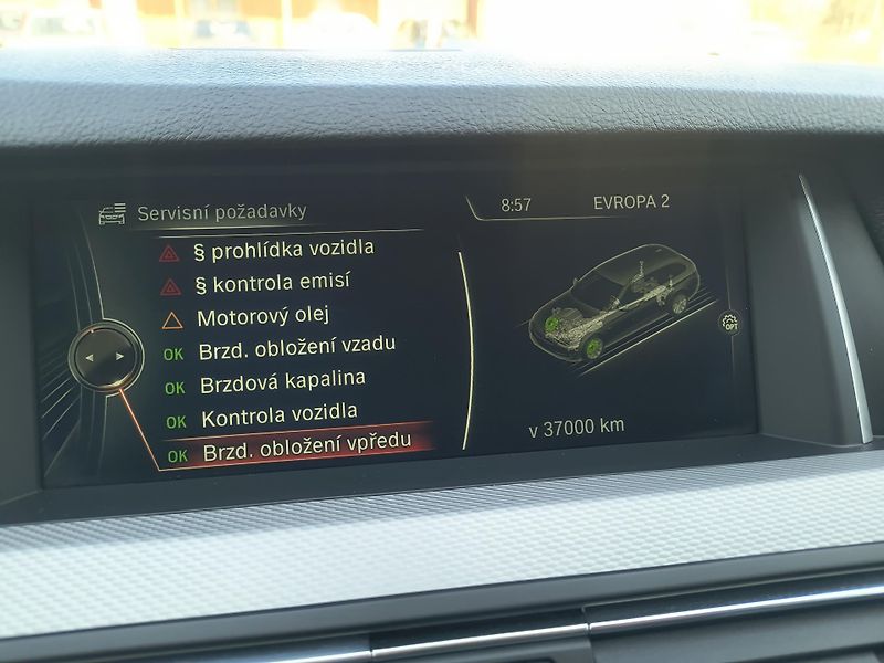 BMW Řada 5 (2014) 525d M xDRIVE/HEAD-UP/PANORAMA - fotka 47 z 61