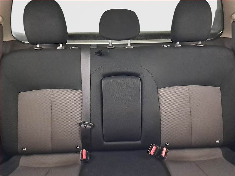 Mitsubishi L200 (2020) 2.2 DI-D - fotka 10 z 17