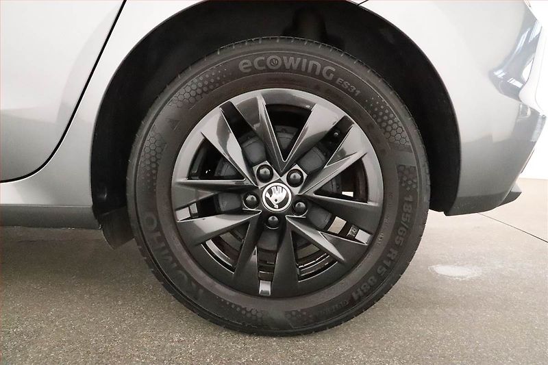 Škoda Fabia (2023) Style 1.0 TSI, ČR,1.maj - fotka 14 z 14