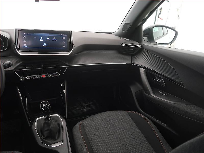 Peugeot 2008 (2025) Style 1.2 PureTech - fotka 8 z 16