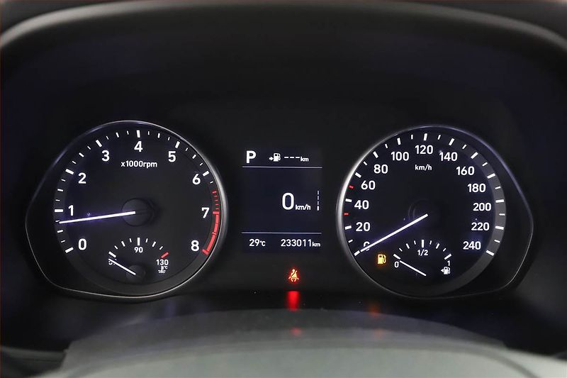 Hyundai i30 (2019) 1.4 T-GDI, Automat, Navi - fotka 9 z 16