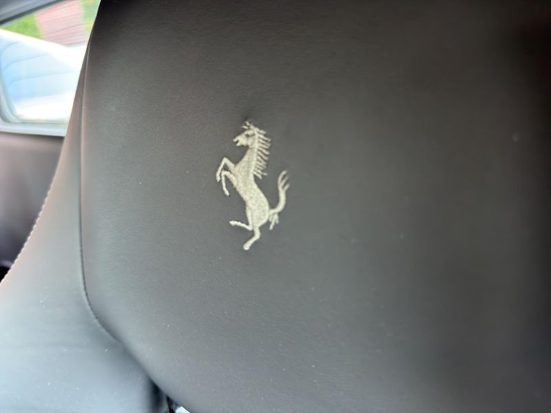 Ferrari 488 (2016) SPIDER CARBON RACING SEATS - fotka 24 z 27