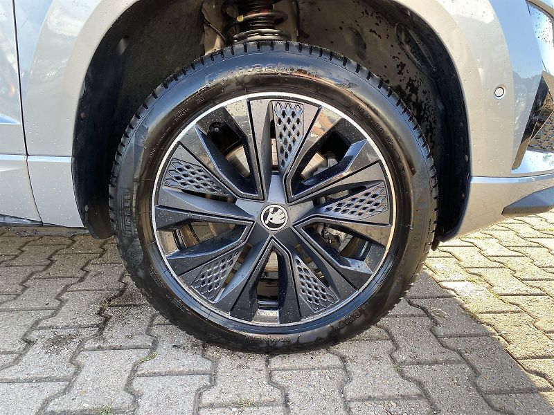 Škoda Karoq (2025) 2.0 TDI 4x4 DSG Sportline - fotka 34 z 38