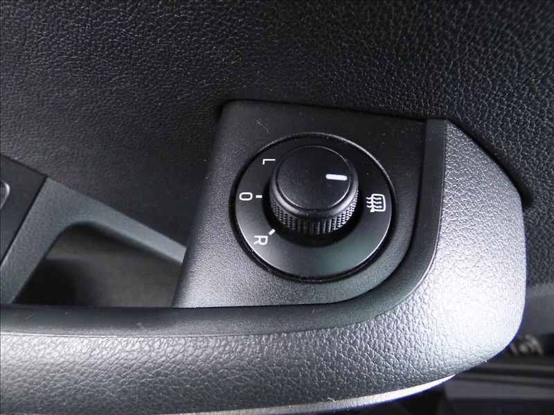 Škoda Octavia 2,0 TDI DSG,LED,Navigace  Ambi - fotka 24 z 55