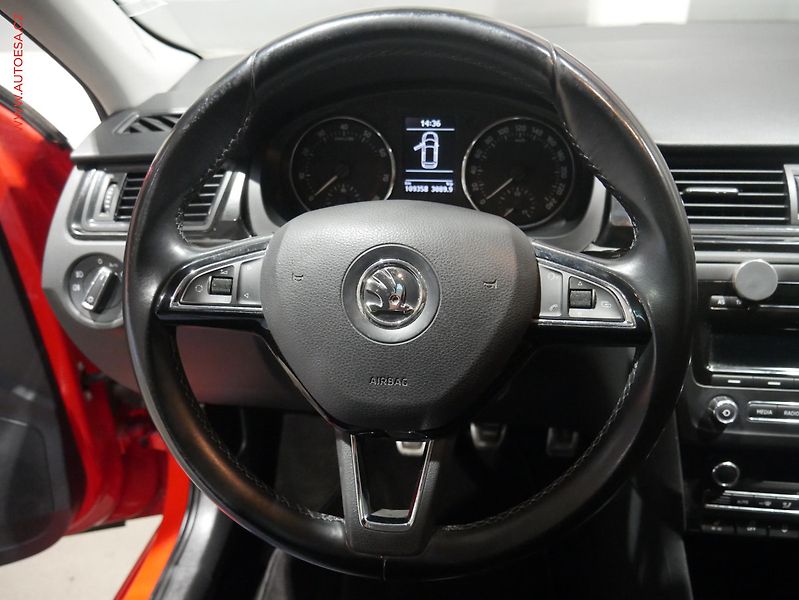 Škoda Rapid (2014) 1.2 TSI, ČR, Ambition, panor - fotka 13 z 17