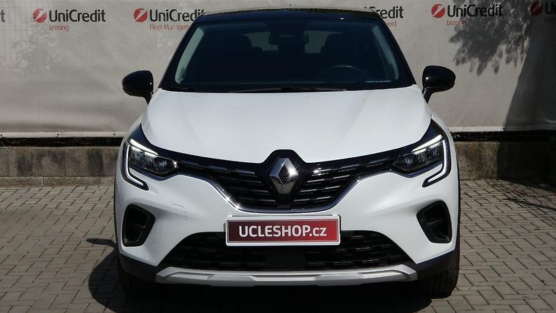 Renault Captur 1,3  TCe 140 Techno EDC - fotka 2 z 22