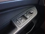 Volkswagen Golf (2022) Life 2.0 TDI, Serv.kniha, Navi - náhled 17
