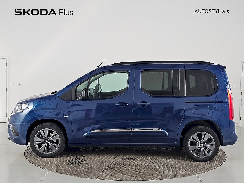 Toyota ProAce City Verso (2024) 1.2T 110k FAMILY SHORT 7S TAŽN - fotka 3 z 30