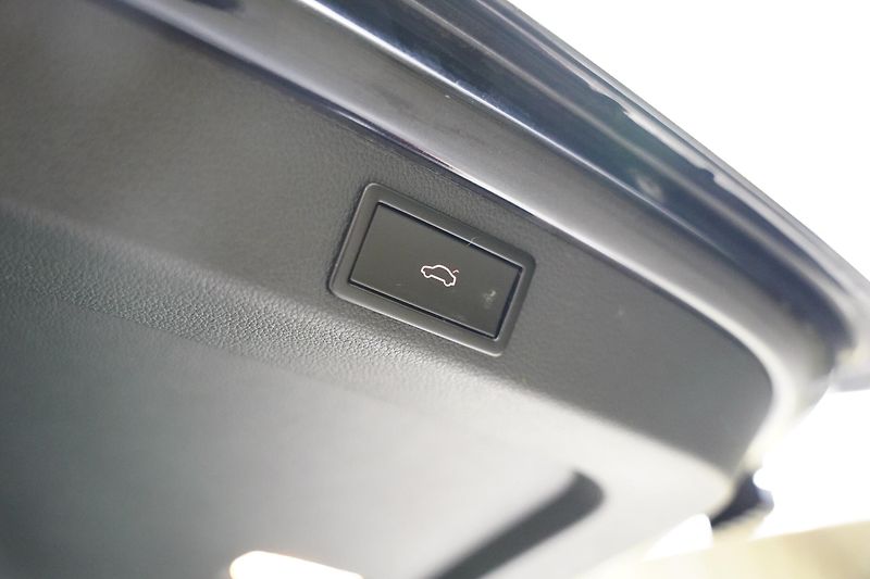 Škoda Superb - fotka 27 z 27