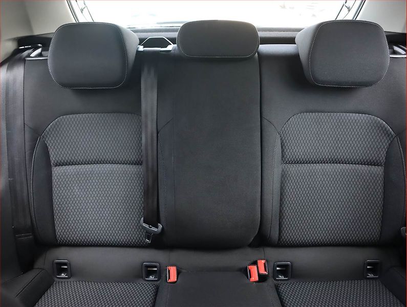 Škoda Fabia (2023) Ambition Plus 1.0 TSI, Automat - fotka 10 z 21