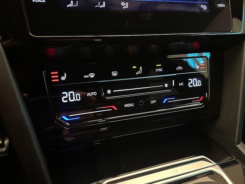 Volkswagen Arteon (2021) R-LINE 2.0 TDi SCR DSG 110 kW. - fotka 27 z 29
