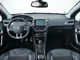 Peugeot 2008 (2015) 1.2PT, Allure - náhled 8