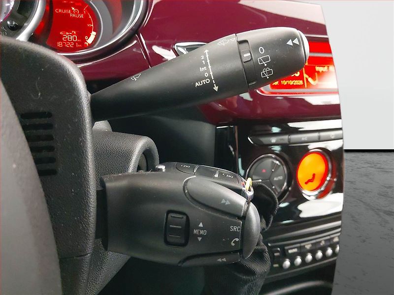 Citroën DS3 (2010) 1.6 VTi, Serv.kniha, nová STK - fotka 17 z 19