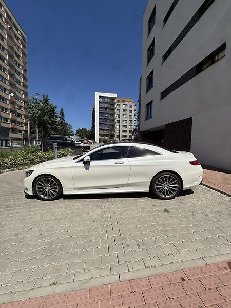 Mercedes-Benz Třídy S (2016) Mercedes-Benz S500 4MATIC Coup - fotka 2 z 10