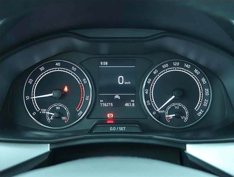 Škoda Scala (2020) Youbileum 125 1.0 TSI, ČR - fotka 11 z 16