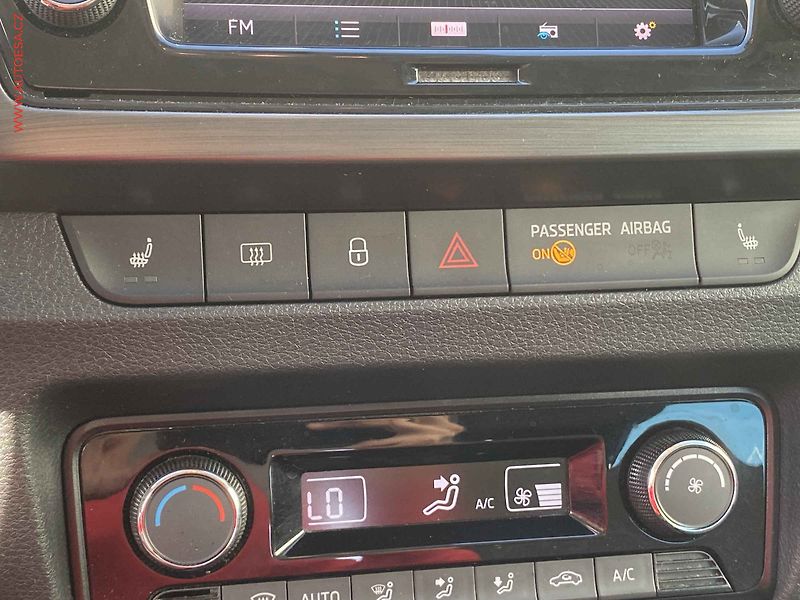 Škoda Fabia (2019) 1.0 MPi, Soleil, park.čidla - fotka 15 z 18