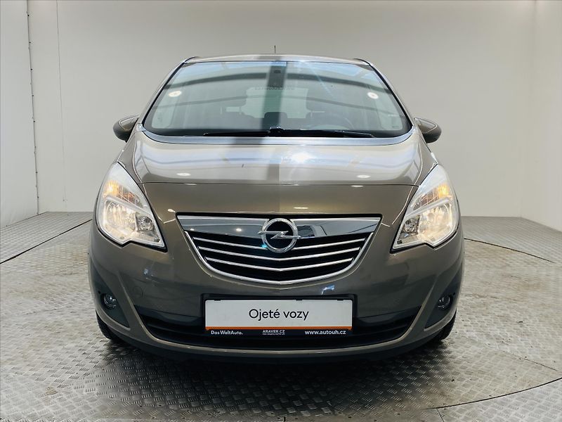 Opel Meriva 1,4 i 74 kW Digi Klima Cosmo - fotka 4 z 24