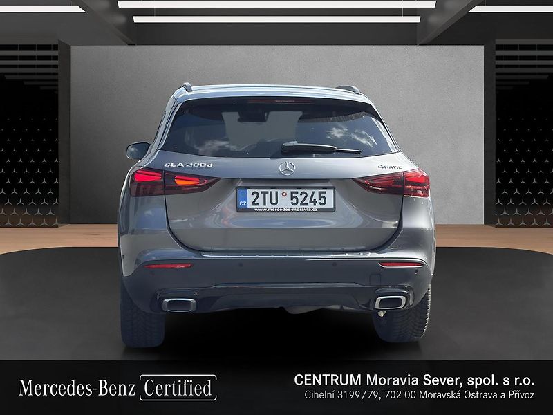 Mercedes-Benz GLA 200d 4MATIC - fotka 4 z 17