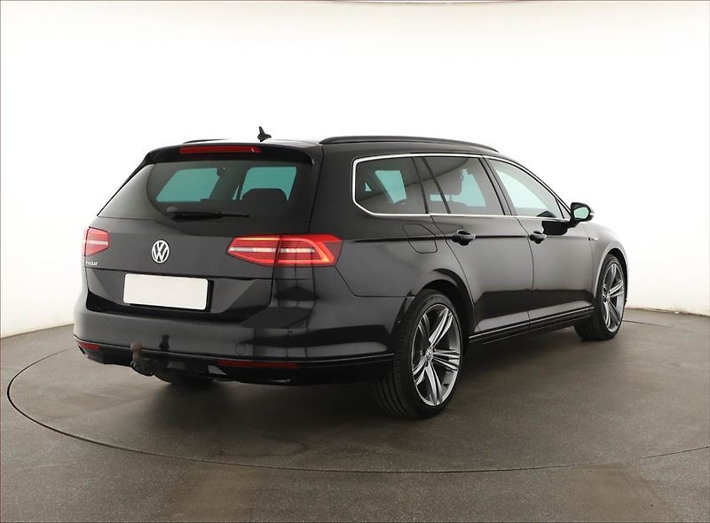 Volkswagen Passat (2016) 2.0 BiTDI, 4X4, Automat - fotka 5 z 17