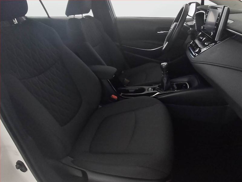 Toyota Corolla (2020) 1.6 Valvematic, Tempomat - fotka 9 z 17