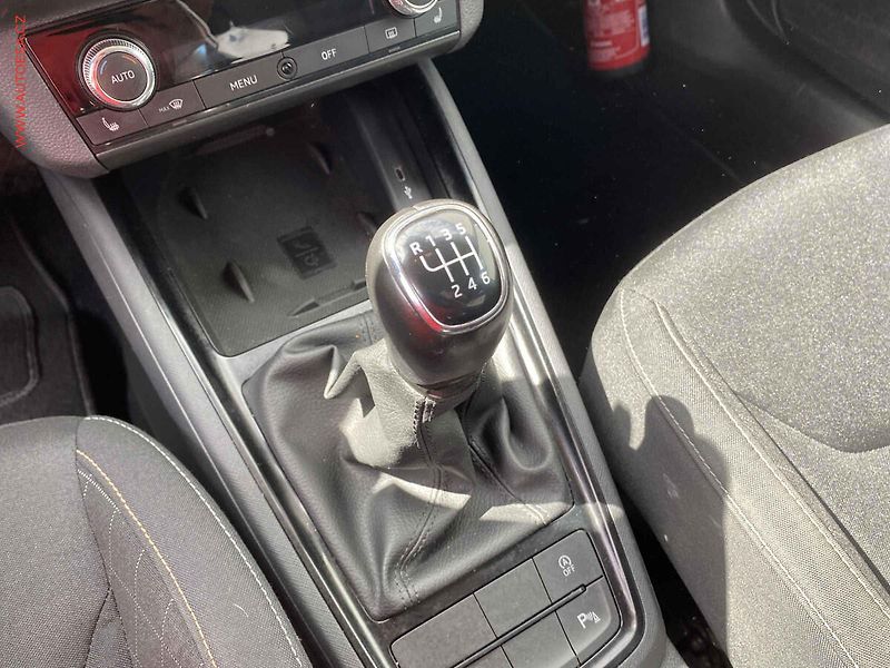 Škoda Kamiq (2021) 1.0 CNG, Ambition - fotka 16 z 19