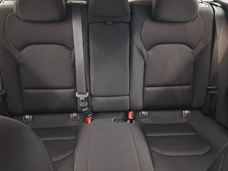 Hyundai i30 (2019) 1.4 T-GDI, Serv.kniha, Navi - fotka 10 z 21