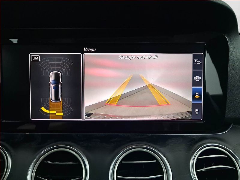 Mercedes-Benz Třídy E (2018) E 200 - fotka 20 z 23