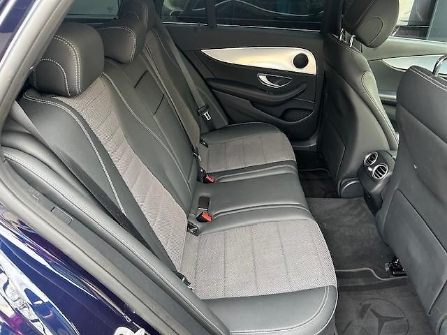 Mercedes-Benz Třídy E (2020) E400 d 4Matic Allterrain - fotka 27 z 34