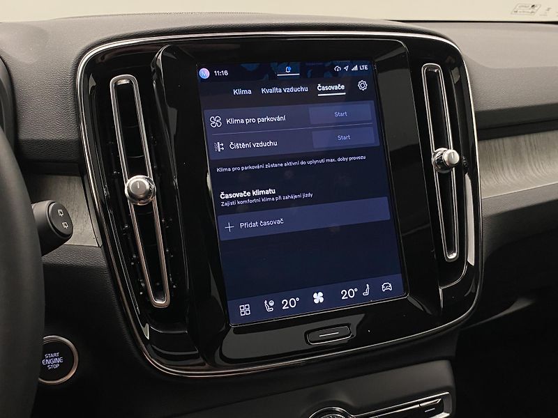 Volvo XC40 B4 DARK ULTIMATE AUT CZ - fotka 41 z 56