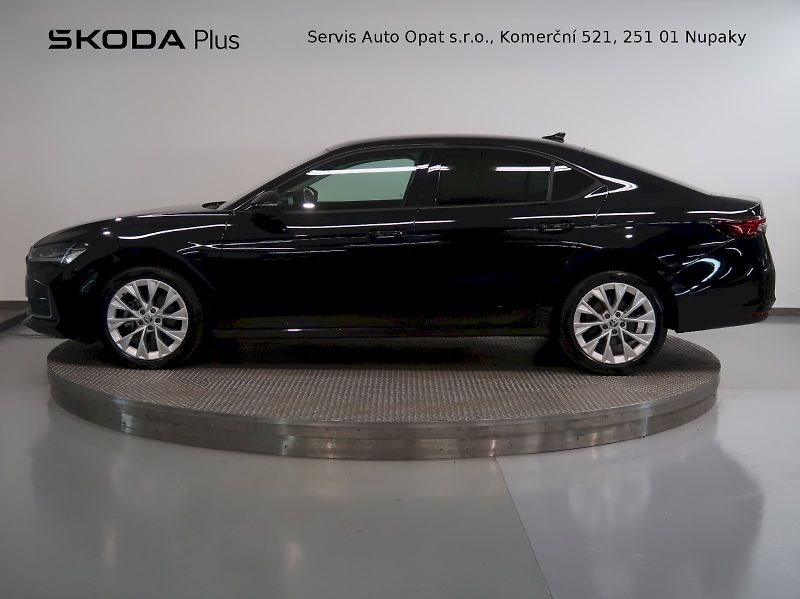Škoda Superb (2024) SELECTION 2.0TDI 110KW LED LOU - fotka 3 z 42