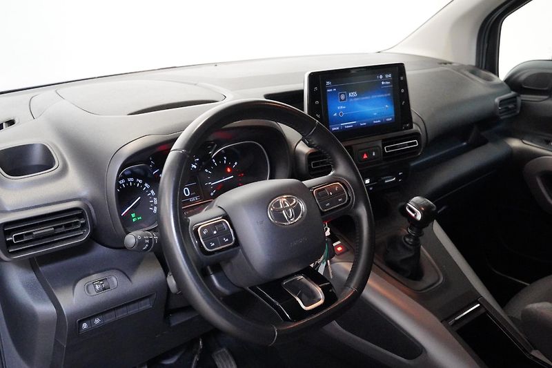 Toyota ProAce City Verso - fotka 5 z 6